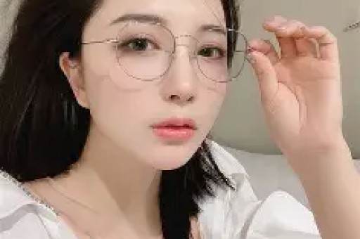 千万级网红为何总在同一个坑里“翻车”